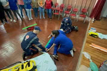 Foto relacionada - AULA DO PROGRAMA MAIS SAÚDE COM AGENTE ABORDA REANIMAÇÃO CARDIOPULMONAR