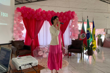 Foto relacionada - �Outubro Rosa: Laços que Salvam