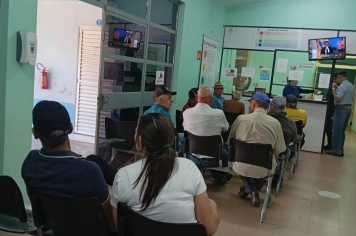 Foto relacionada - SECRETARIA DE SAÚDE PROMOVE AÇÃO PREVENTIVA ALUSIVA AO NOVEMBRO AZUL