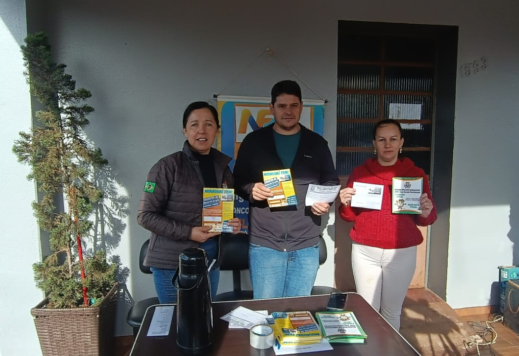 Setor Tributário de Miraguai Participa de Desfile Cívico para Divulgar Programa Nota Fiscal Gaúcha